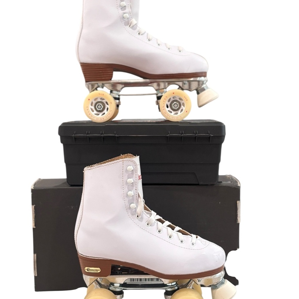 Chicago Skates Women's White Deluxe Leather Rink Skates Size 7 Used